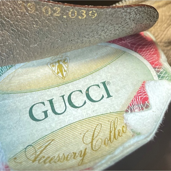 Authentic Vintage Gucci Bag - Picture 8 of 15